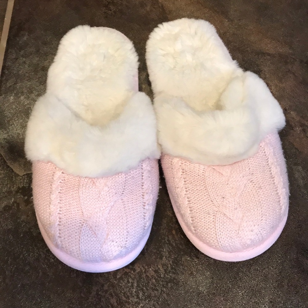 Victoria’s Secret Fluffy Slippers